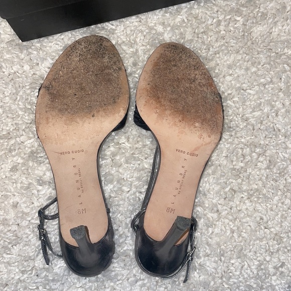 Laundry by Shelli Segal black heel size 8M - Picture 4 of 11
